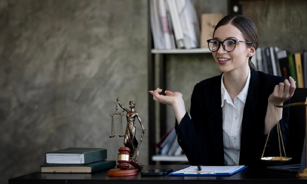 divorce lawyers